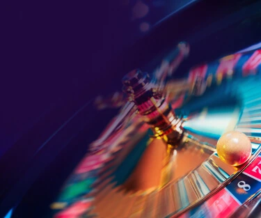 Spinning carnival ride
